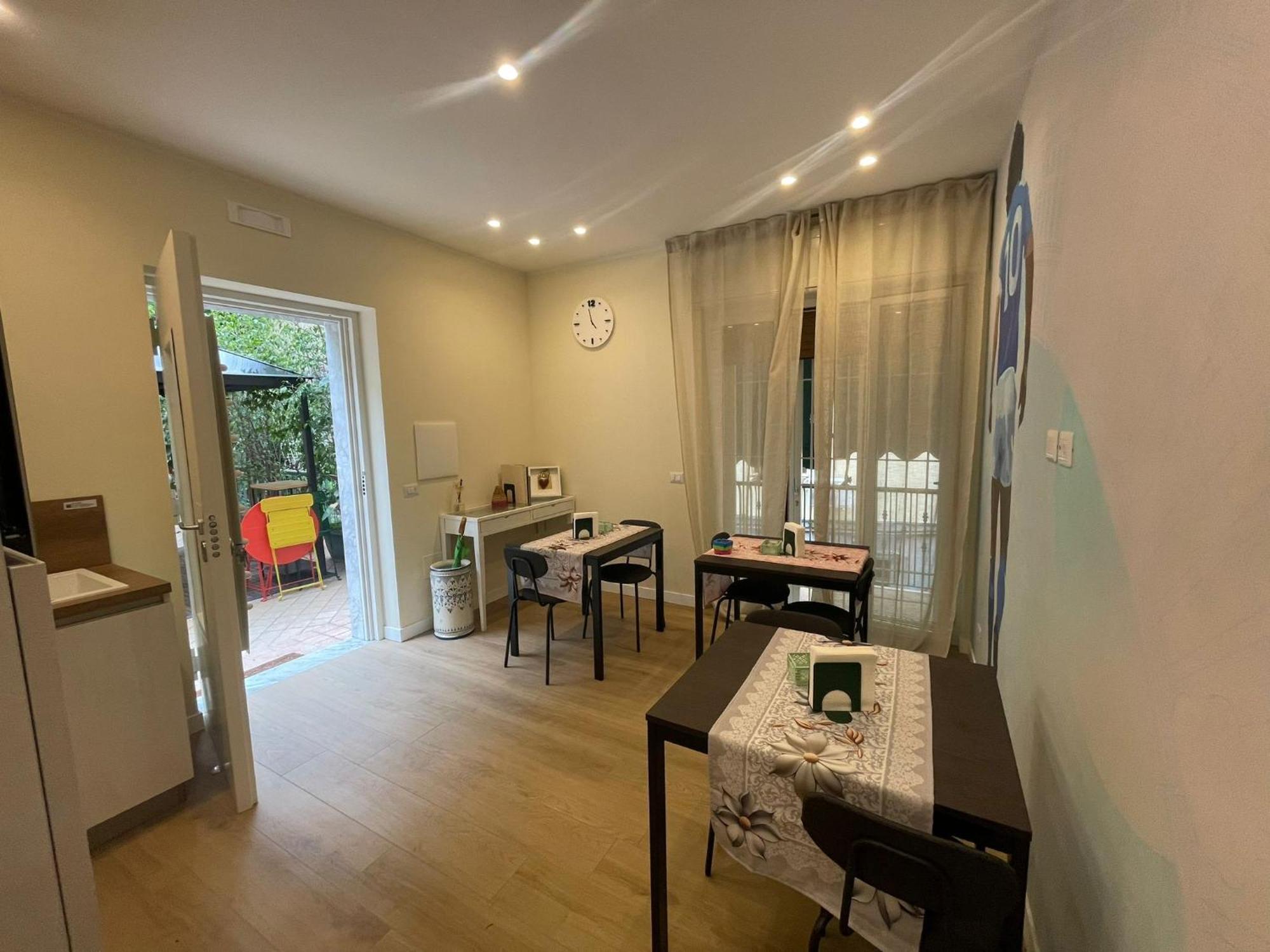 Hotel La Casa Di Ily à Naples Extérieur photo