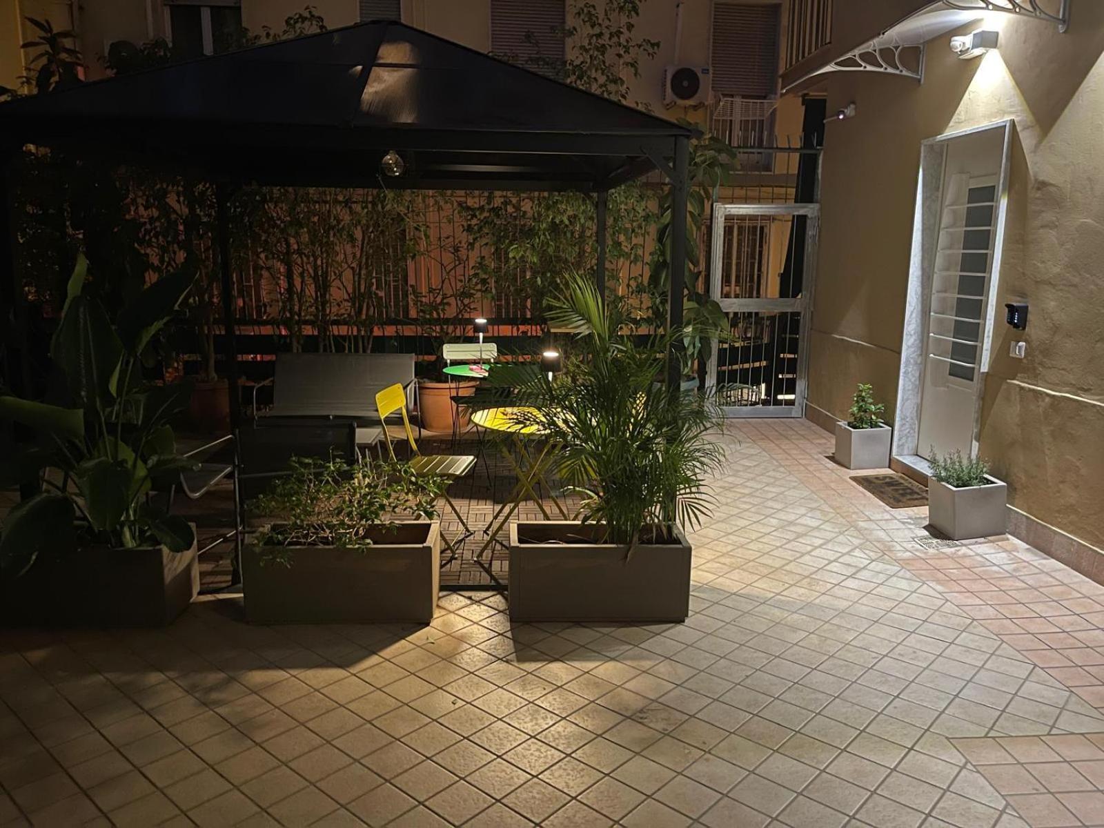 Hotel La Casa Di Ily à Naples Extérieur photo
